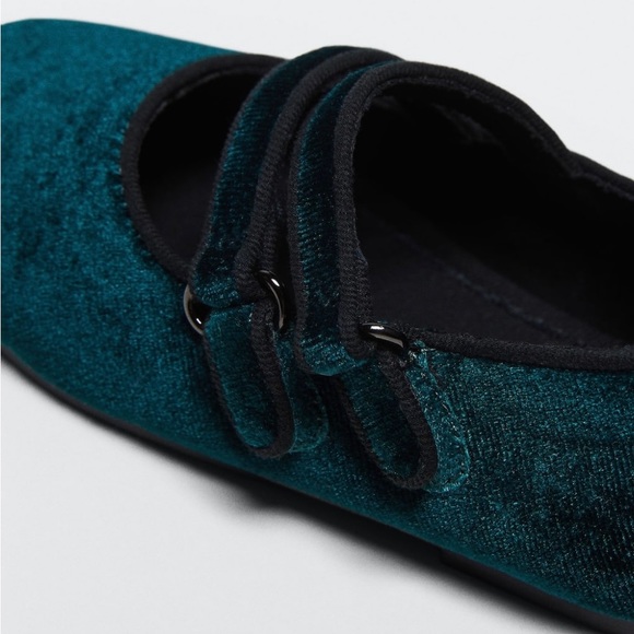 NWT Mango Velcro Fastening Velvet Ballerina Flats - Picture 4 of 9